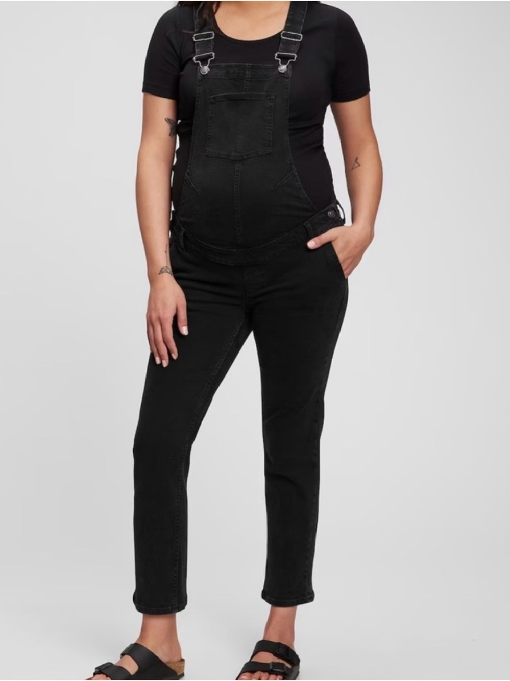 NWT GAP Black Denim maternity Overalls, M